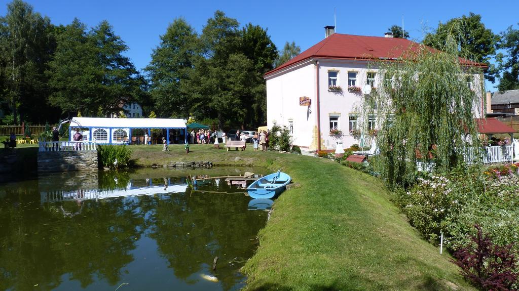 Penzion U Bernardyna Tachov (Plzen) Exterior foto